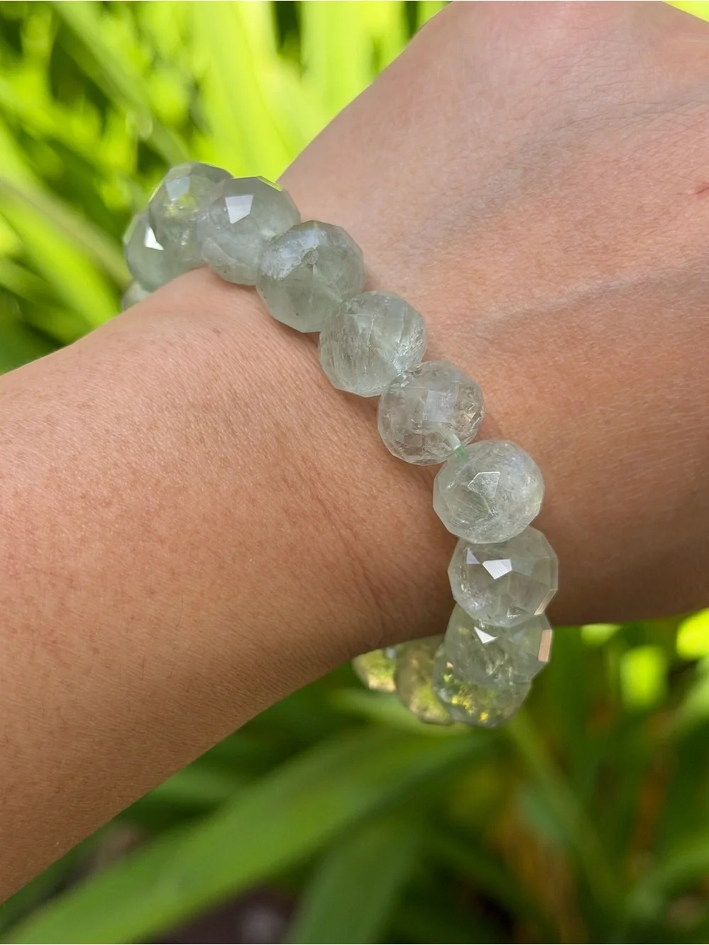 Faceted Pale Green Bead Stretch Bracelet - Women Jewelry 2061 Palo
